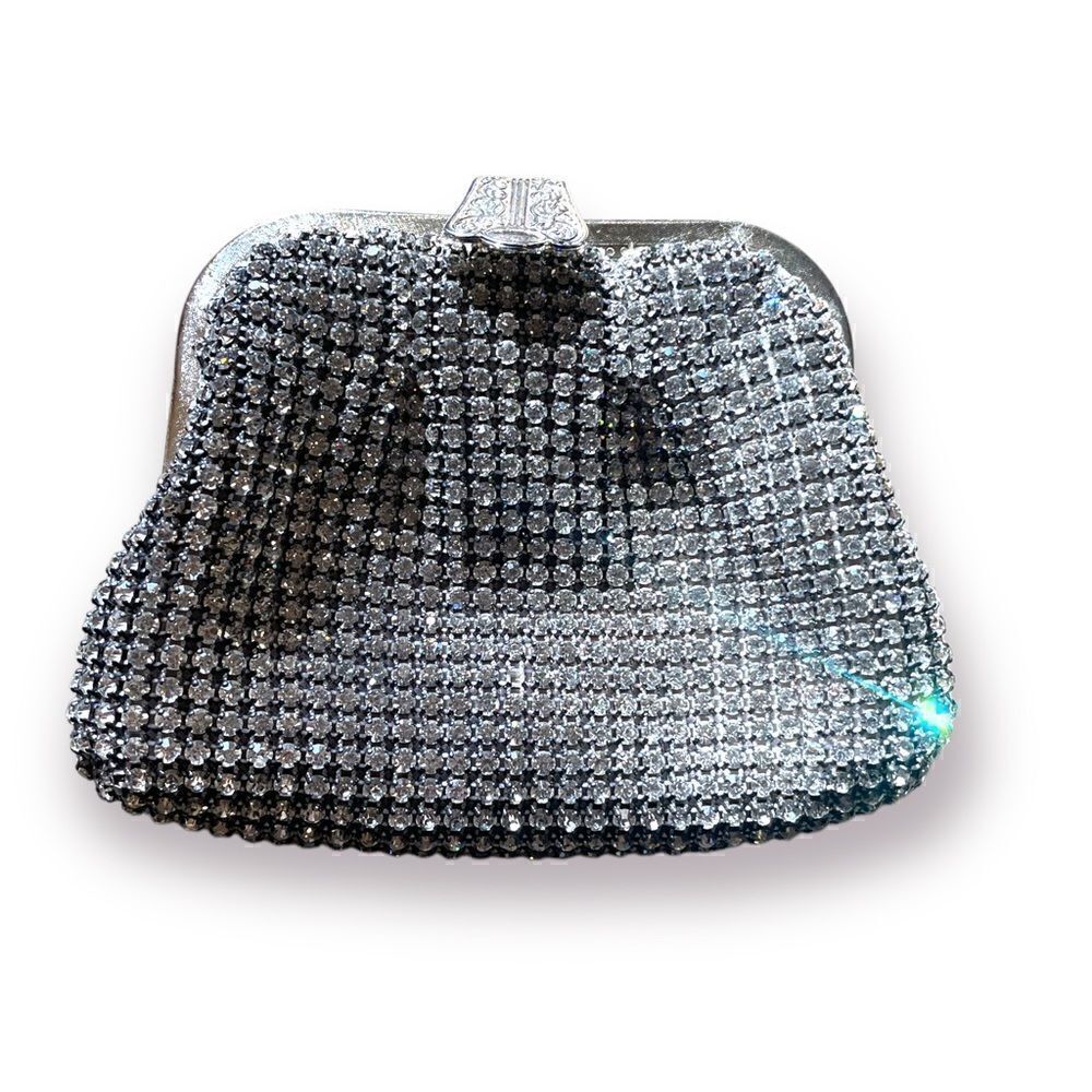 Vintage Crystal Clutch Made in Hong Kong 😍😍😍
